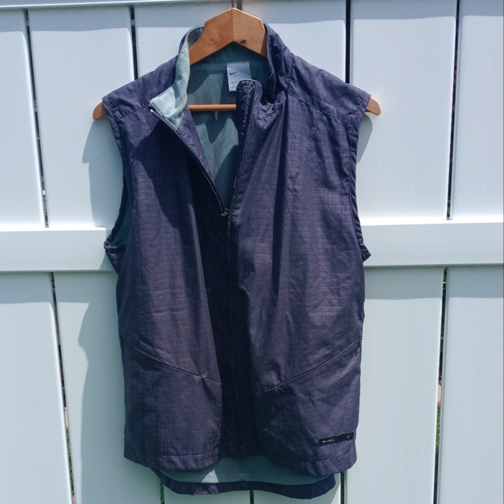 Nike Navy Running Vest 🐶✈️✌️